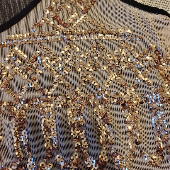 Dynamite Sheer Sequin Top- Size Small - Picture 3 of 6